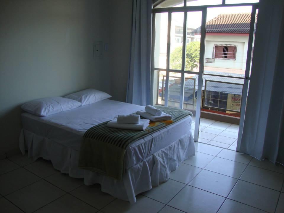 Hotel Frontier